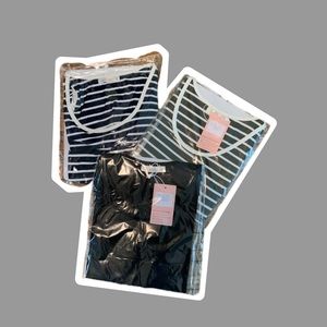 Lot of three size small maternity, tank tops are super cute. Super stretchy new